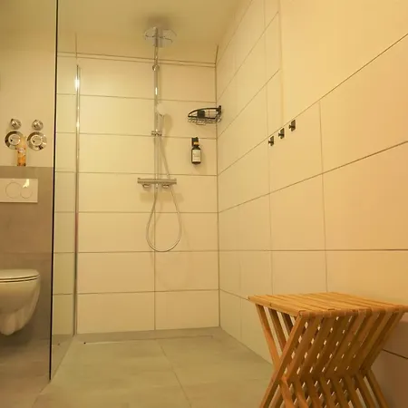 Design I Galerie-Wohnung I Europapark I Balkon I Boxspring I Parkplatz